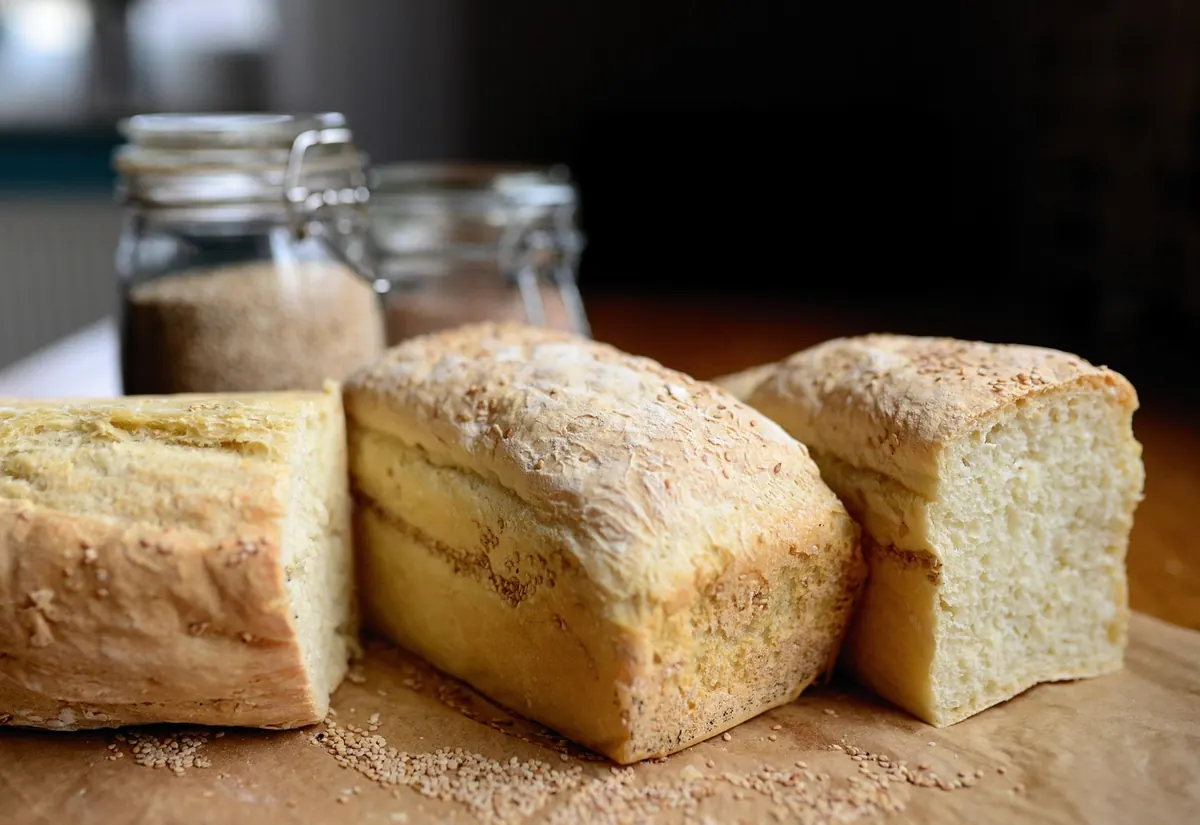 How to Build a Weeknight Pantry: 15 Staples for Fast Home Cooking